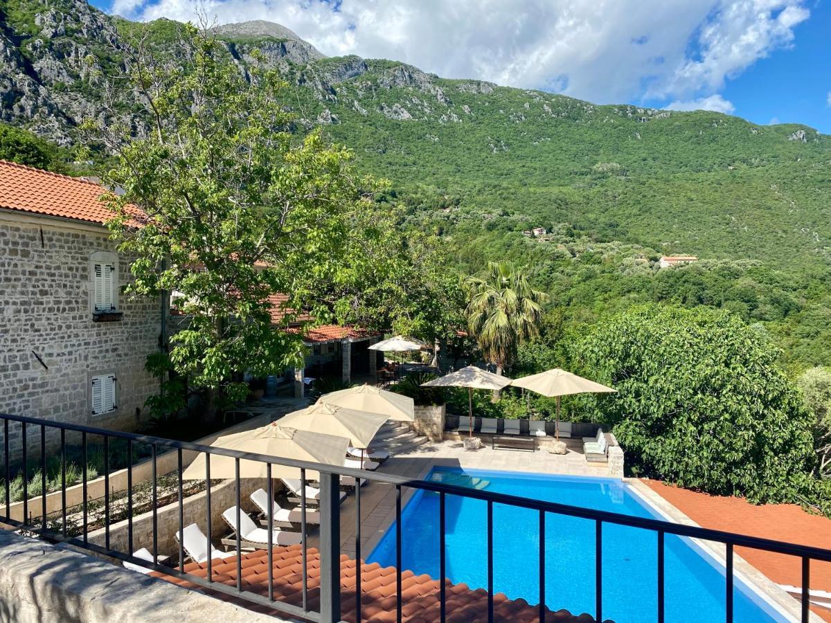 Boutique Hotel Malo Selo 赫尔采格诺维 外观 照片