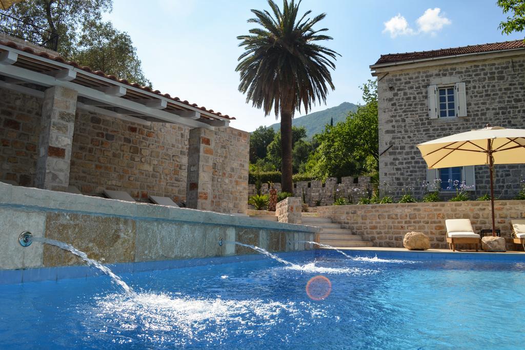 Boutique Hotel Malo Selo 赫尔采格诺维 外观 照片